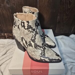 LIKE NEW! Soul Snakeskin Heel Booties